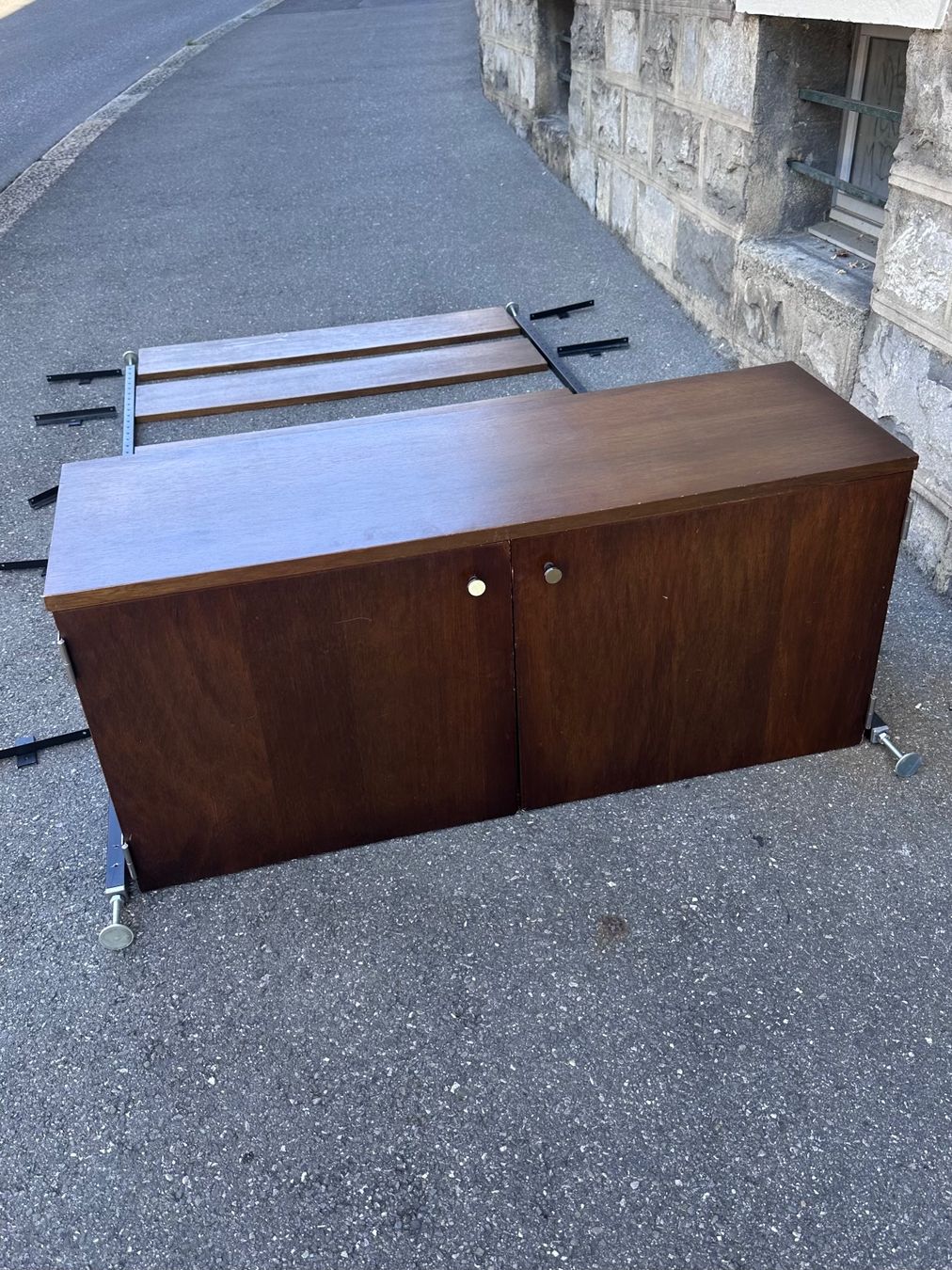 Victoria Möbel Regale: Étagère télescopique vintage 1960, 4 tablettes + caisson – Gebraucht aus Lausanne von jul_v9ht 3