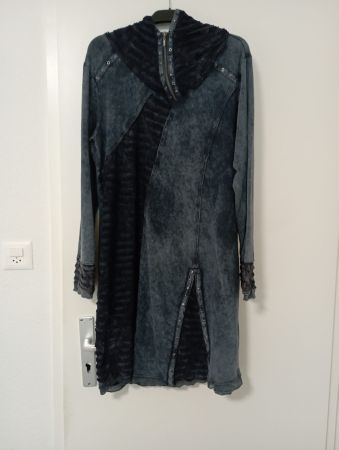 Aussergewöhnlicher Damenmantel / Tunika im Gothic‑ Gr. L