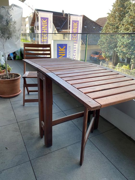 IKEA Klapptisch + 4 Klappstühle aus Holz Kaufen auf Ricardo