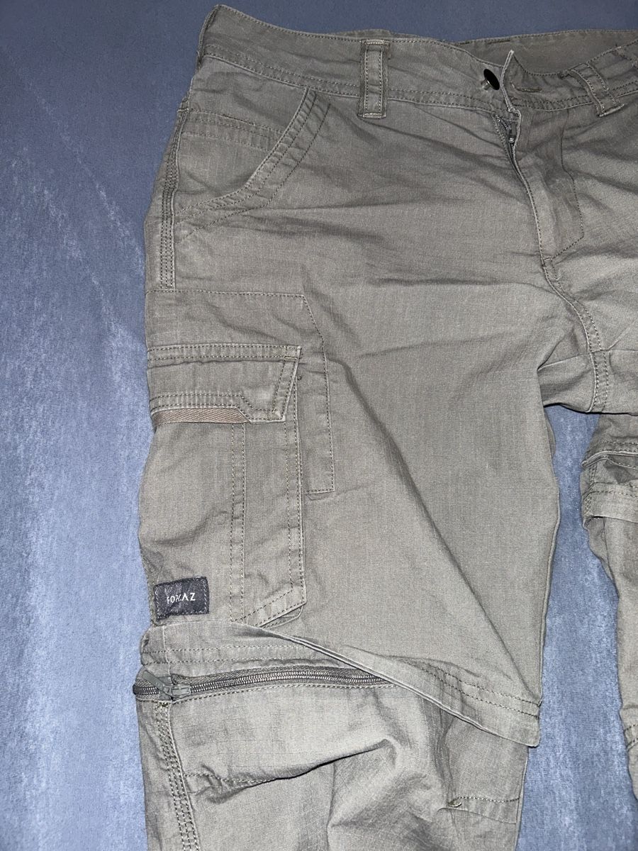 Pantaloni: Cargo Hose – Usato da Oberwil (Dägerlen) venduto da Pascal17 2
