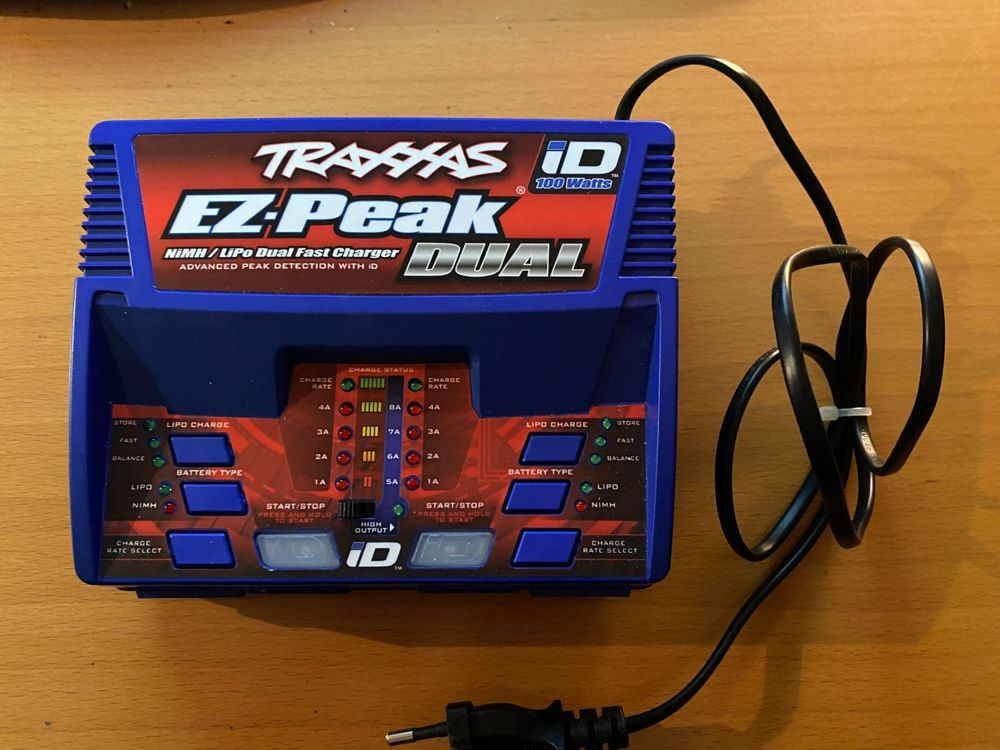 Traxxas Slash Traxxas EZ-Peak Live Dual 200W Charger - Multi
