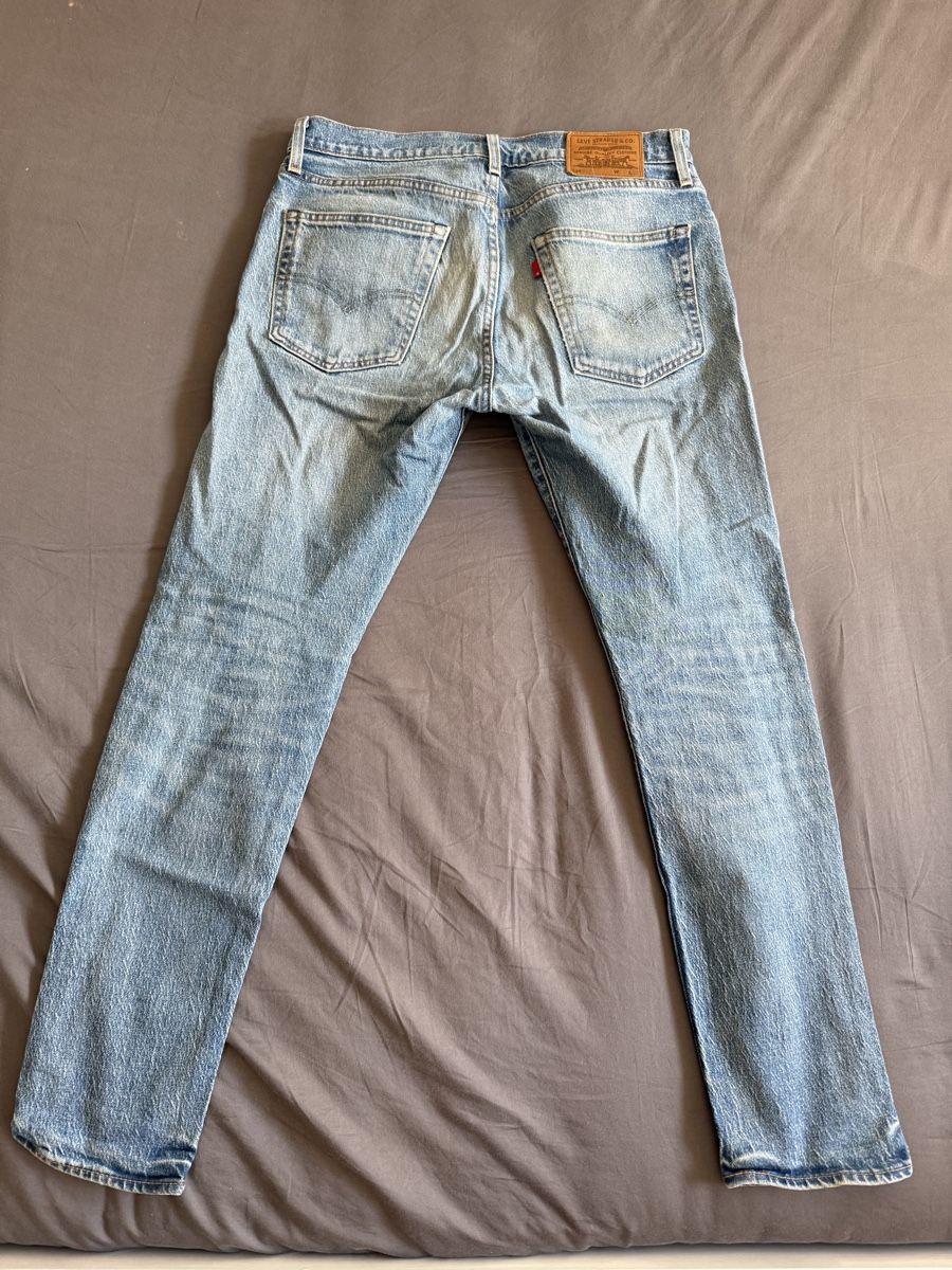 Levi's Jeans: Levi’s 522 Slim Taper Jeans – Usato da Genève venduto da sel_xpk9 2