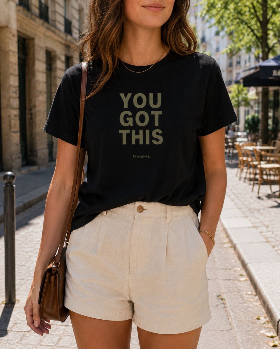 T-shirt: T-SHIRT NOIR IMPRIMÉ – Nuovo (secondo la descrizione) da Lausanne venduto da KeNaChic
