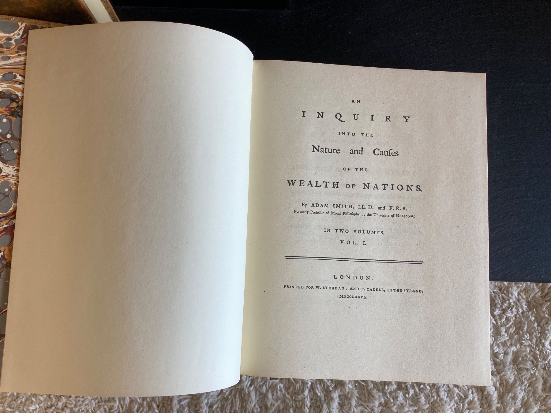Libri: Smith's Wealth of Nations – Usato da Haemikon venduto da Helibee 1