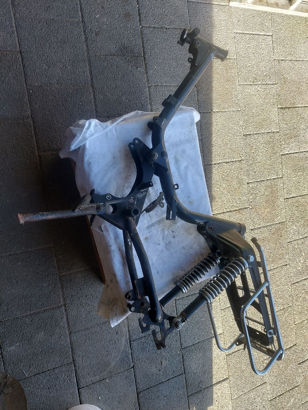 Pony Parti ricambio per ciclomotori: Ein Rahmen Pony – Difettoso da Trubschachen venduto da Toefflibueb91