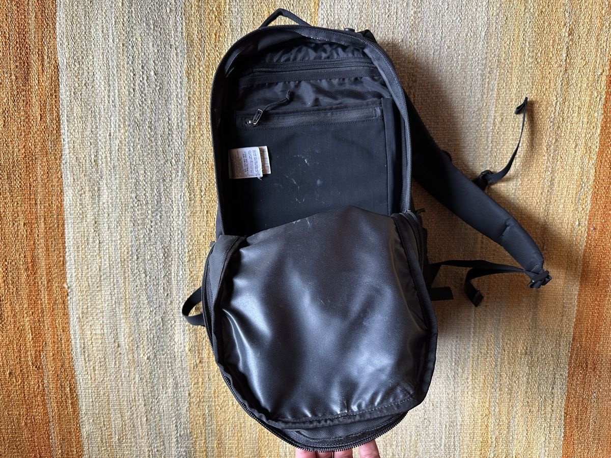 Arcteryx Sacs à dos: Arcteryx Arro 16 Backpack – D'occasion à Villars-Burquin par Iliasso 2
