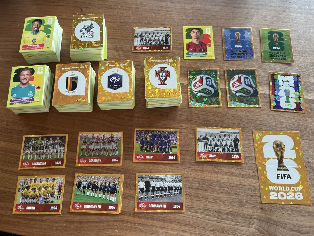 Panini Carte collezionabili: Über 800 Paninis World Cup 2026 – Nuovo (secondo la descrizione) da Weisslingen venduto da inf_9g6m