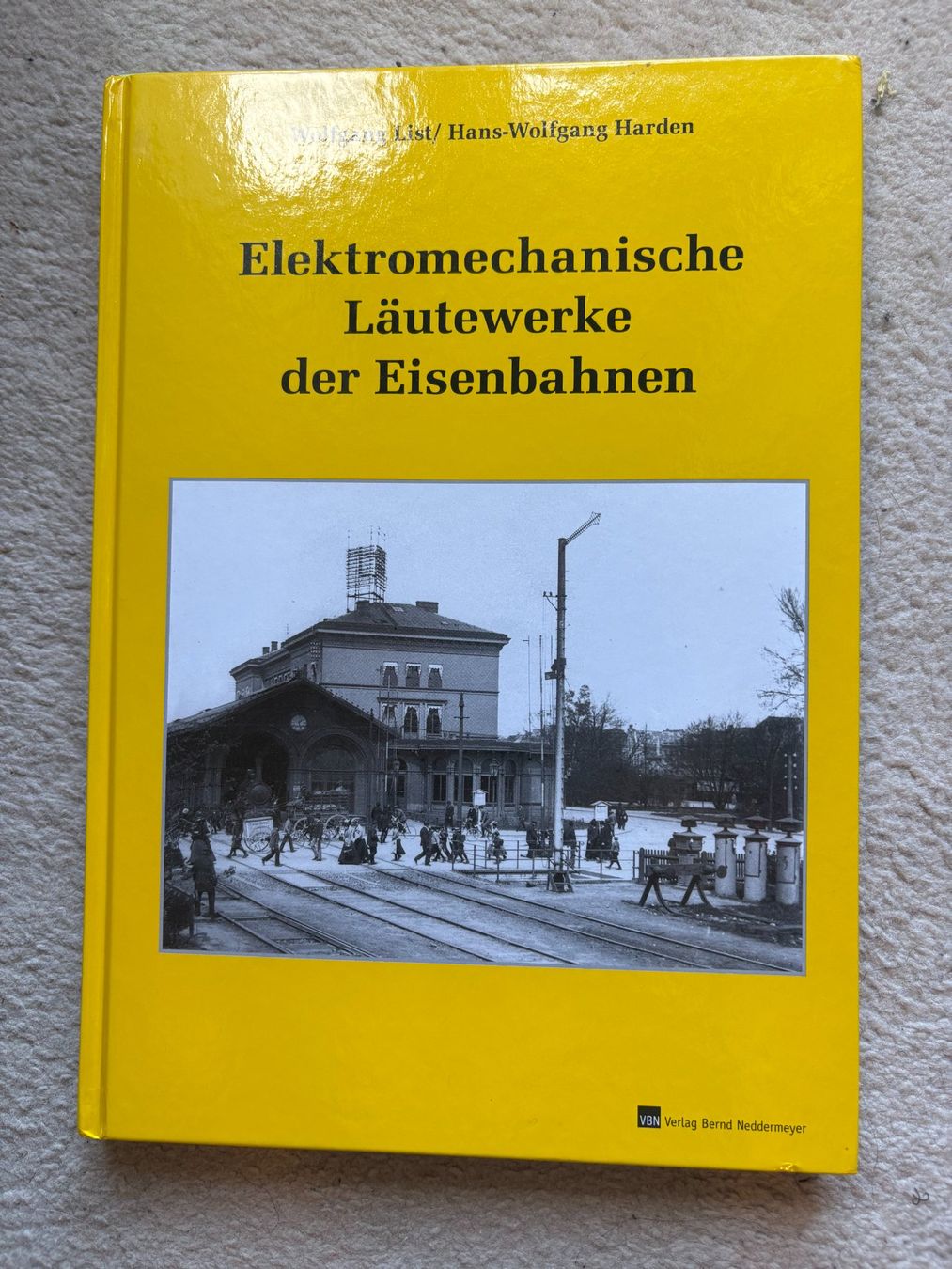Bücher: Buch Läutewerke der Eisenbahn  SBB, DB, DR etc. – Neu (gemäss Beschreibung) aus Dietikon von Lascodi