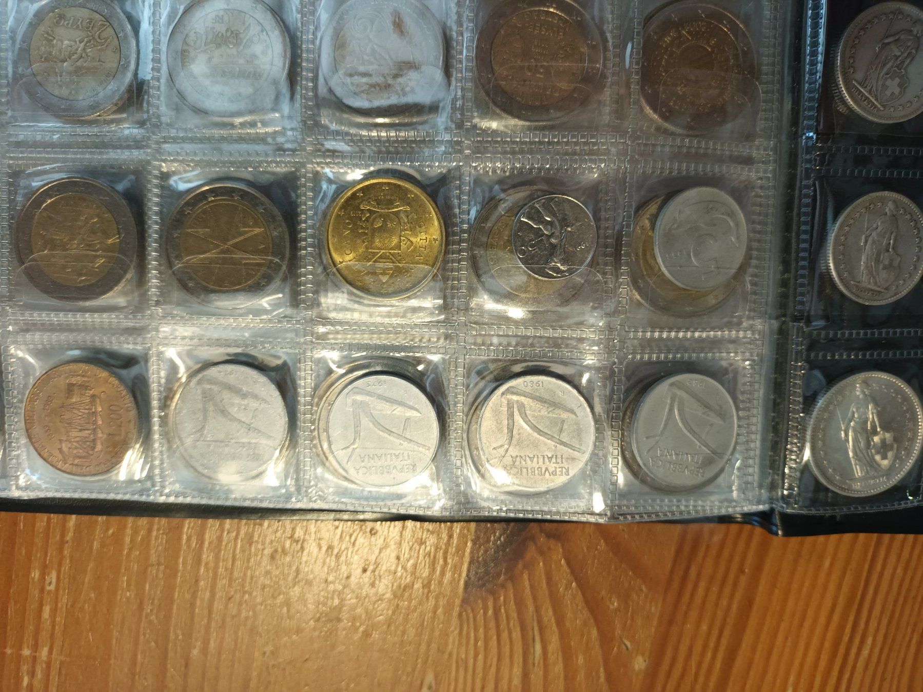 Tutti le monete: Coin Album monnaie – Usato da Bevaix venduto da MD1967