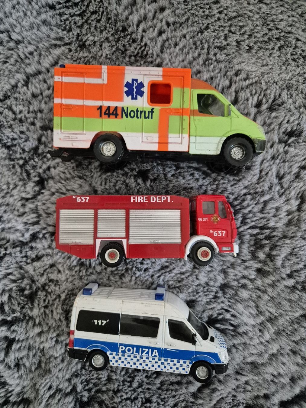 Modellautos: Spielzeugauto Sammlung, 8 Stück, verschiedene Modelle – Gebraucht aus Widnau von KleineHonigblume 2