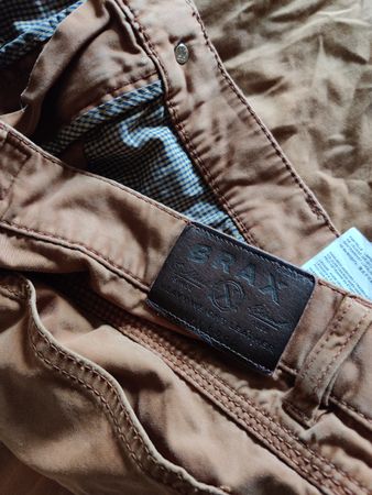 BRAX Hose gr 26 partie 32