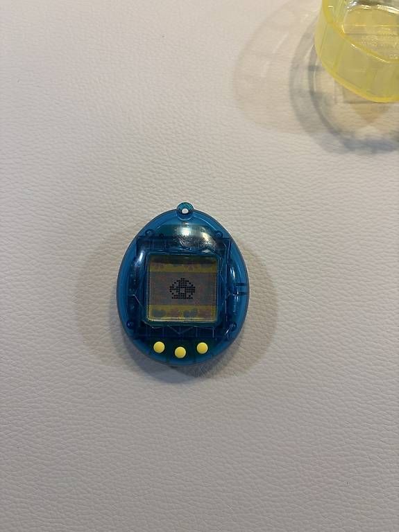 Bandai Spielzeuge: Tamagotchi Original 1997 inkl. Case – Gebraucht aus Affoltern am Albis von san_vxp7 4