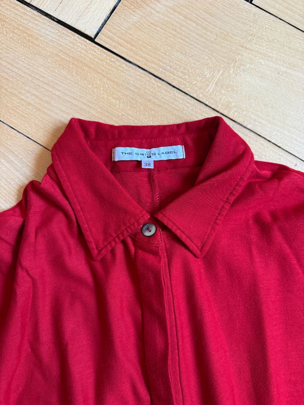 Giacche: THE SWISS LABEL - Jäckchen rot 38 – Usato da Zürich venduto da Diazaio 4