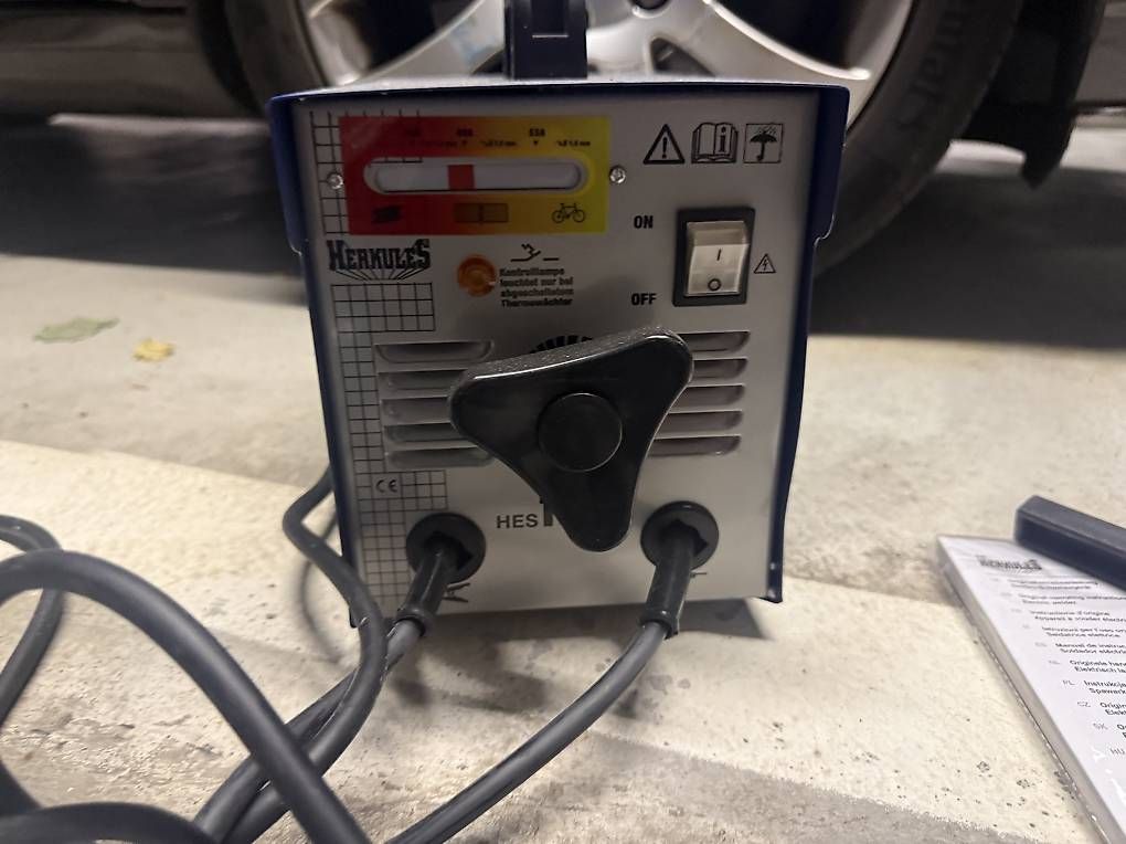 Postes à souder: Schweissmaschine  – Neuf avec emballage d'origine à Zürich par rau_m6vc 3