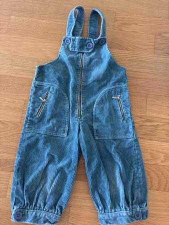 Latzhose Grösse 98
