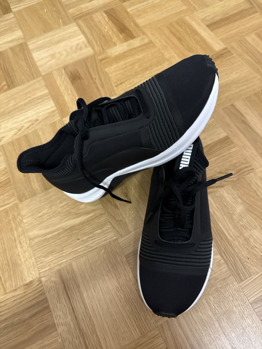 Puma Scarpe da donna: Puma Schuhe, Schwarz, Grösse 37 - neu – Nuovo (secondo la descrizione) da Watt venduto da Steffi84