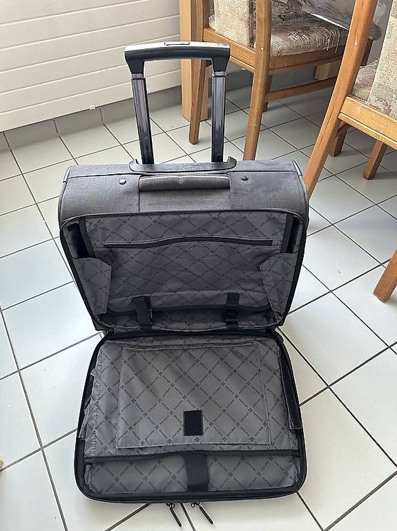 Valigie & Borse: central square business trolley – Usato da ramsen venduto da win_vtw2 3