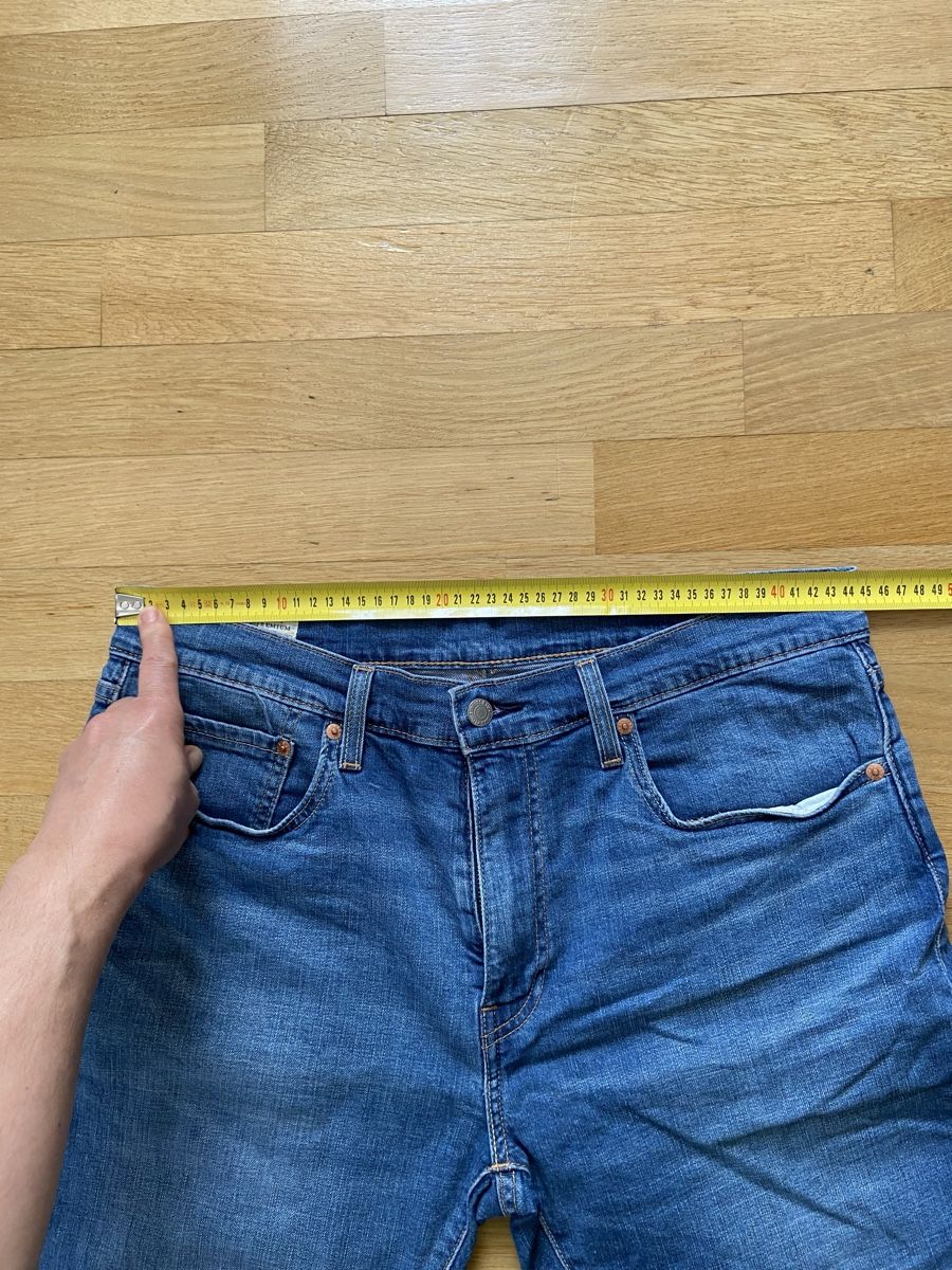 Levi's Jeans: LEVI STRAUSS GRÖSSE 33 – Usato da Zürich venduto da schneeflocke303 3