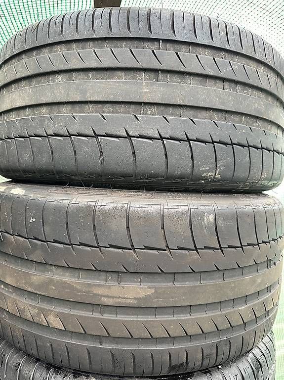 Pneumatici & Ruote complete: 2 pneus été 235/35R19 à 30% – Usato da Montana venduto da SamF3300