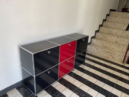 USM Sideboard black/Rot Lieferung Gratis