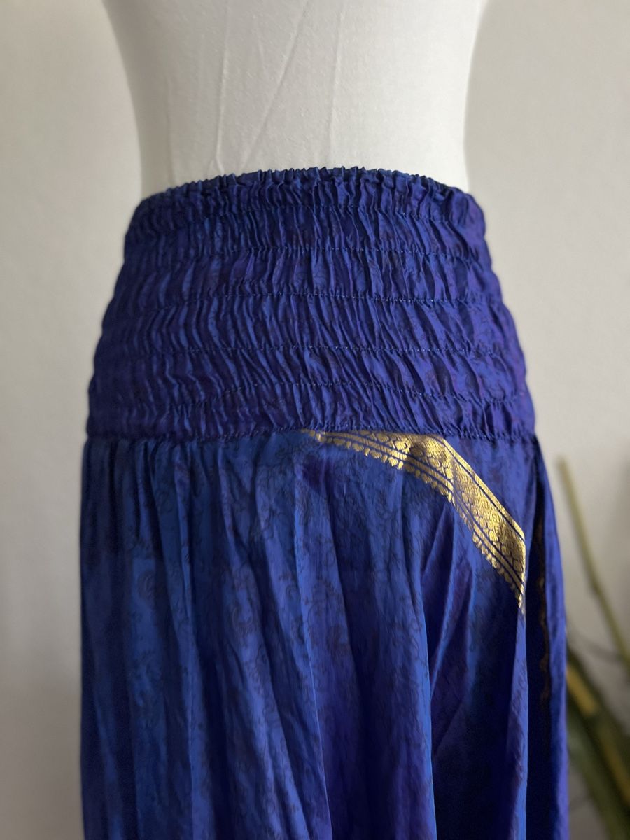 Pantaloni: Haremshose/Pluderhose, Blau mit Goldmuster, Sommerlich – Usato da Luzern venduto da suhamadlun 5
