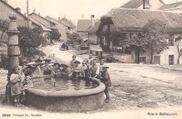 Ballaigues rue pricipale/Kinder spielen