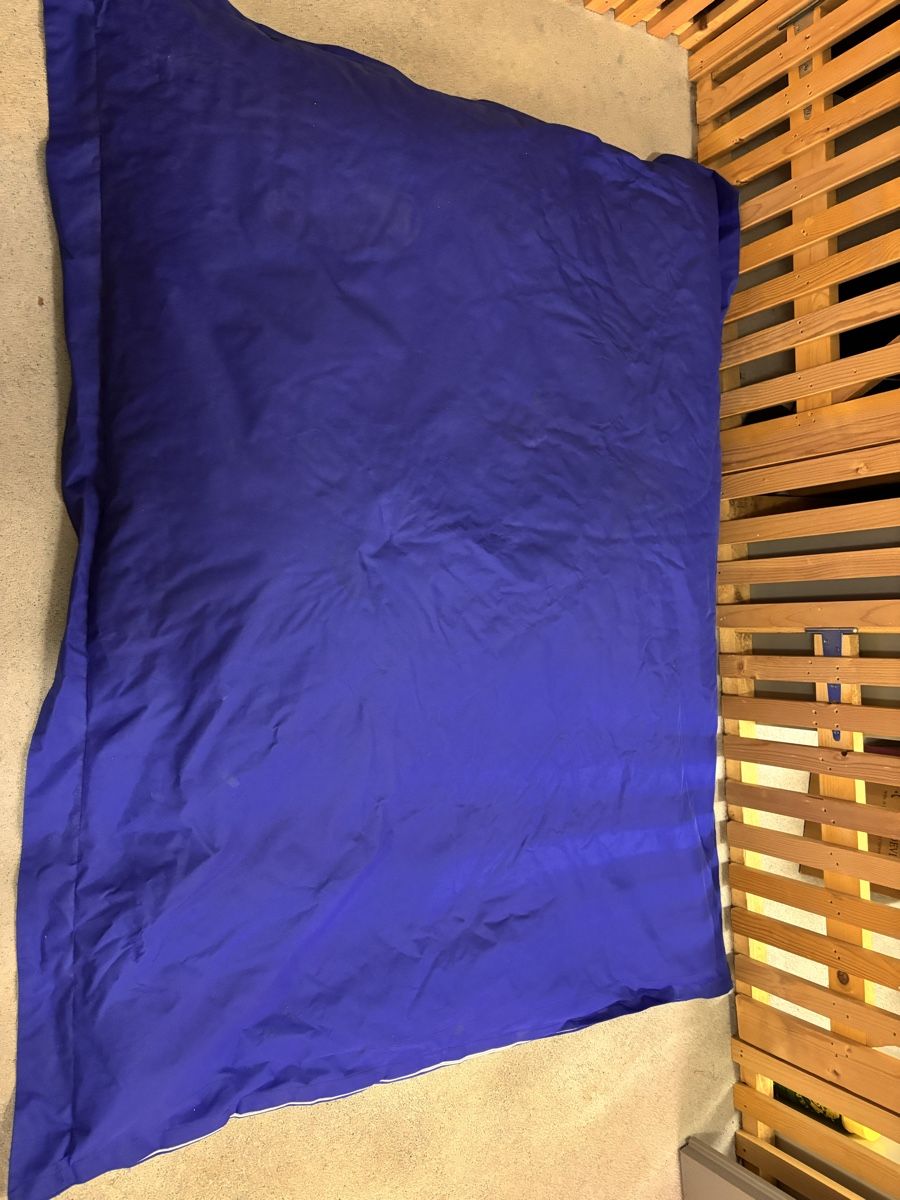 Cuscini: Sitzsack 135cm x170 cm – Usato da Luzern venduto da Genhart 1