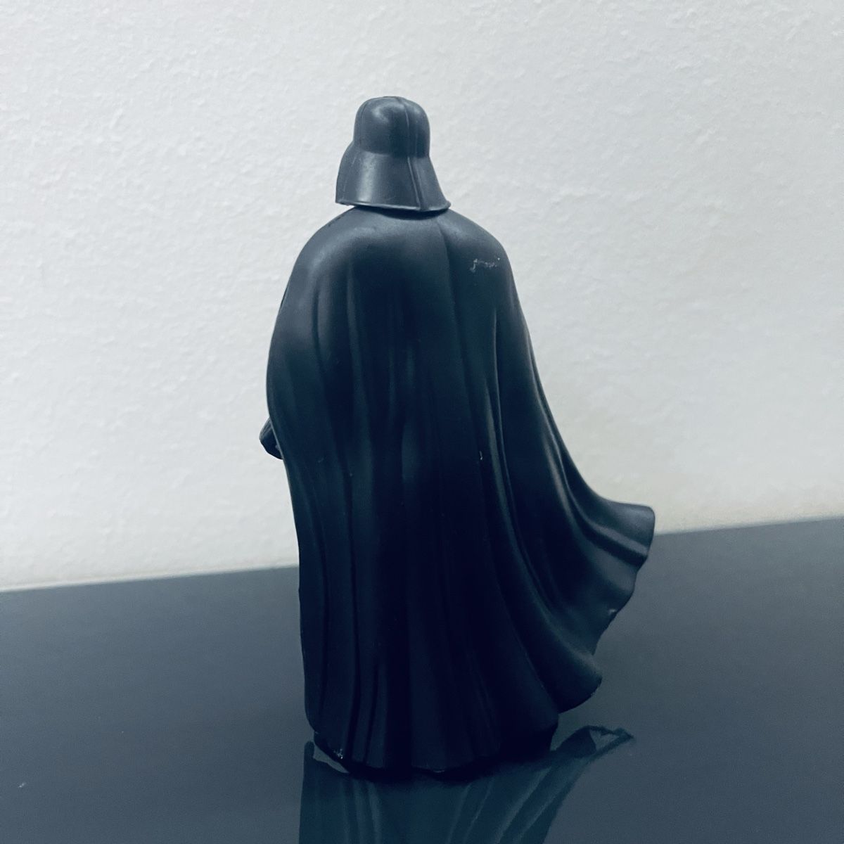 Hasbro Statuette: Hasbro Star Wars Darth Vader Actionfigur – Usato da Reinach BL venduto da Graphix 1