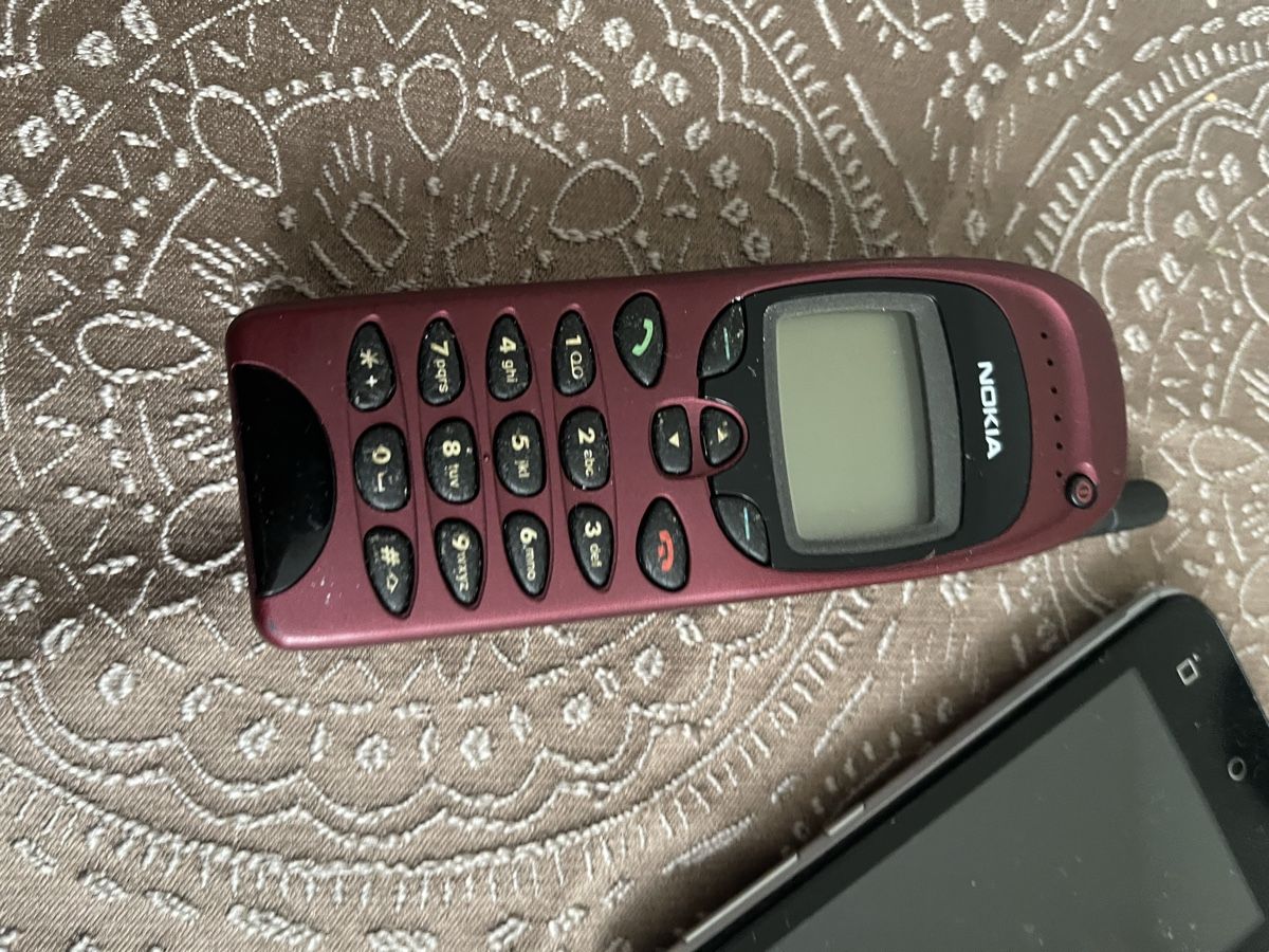Samsung Portables: Téléphone Samsung Nokia – D'occasion à clarens par ogla 2