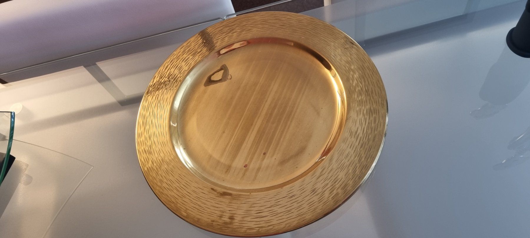 Assiettes: Goldfarbene Unterteller 7Stk. – D'occasion à Derendingen par Rider3 1