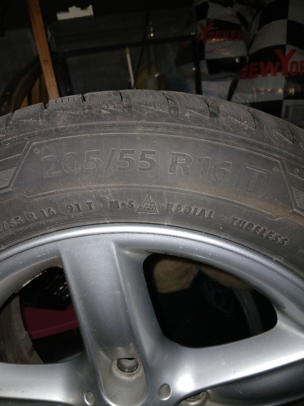 BMW Felgen: BMW 325Xi E46 Felgen mit Winterpneu. – Gebraucht aus Gähwil von stilli11 4