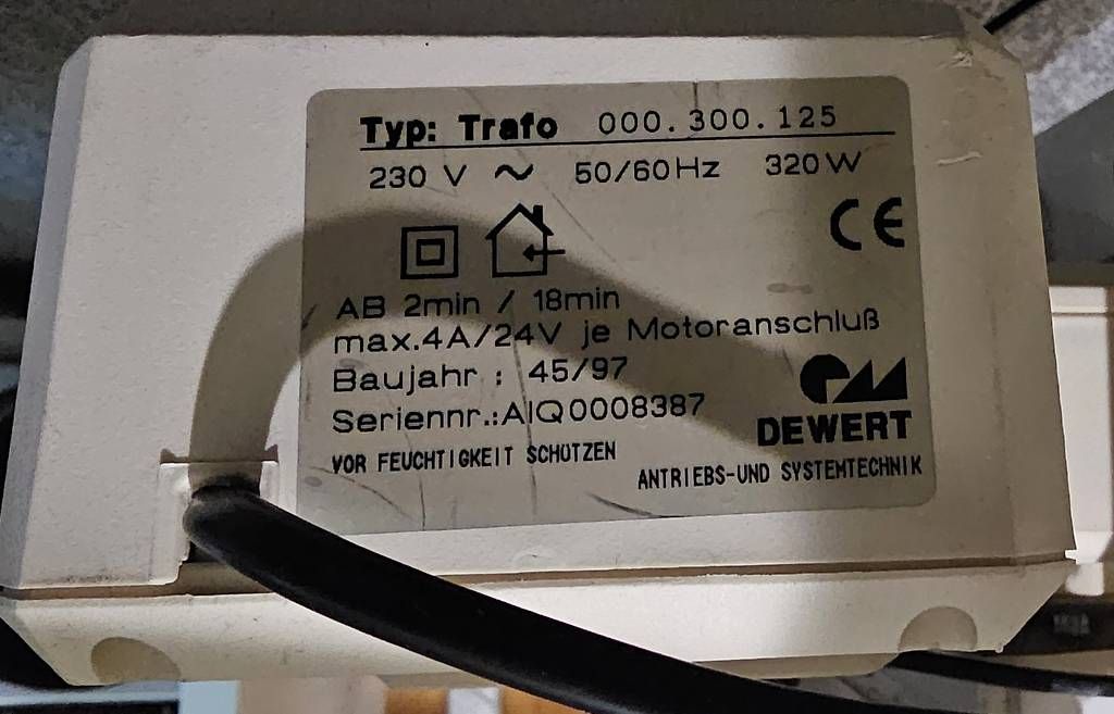 Giger Md Attrezzature mediche: GIGER MD - medizinisches Therapiegerät – Usato da Dornach venduto da SebaRider 4