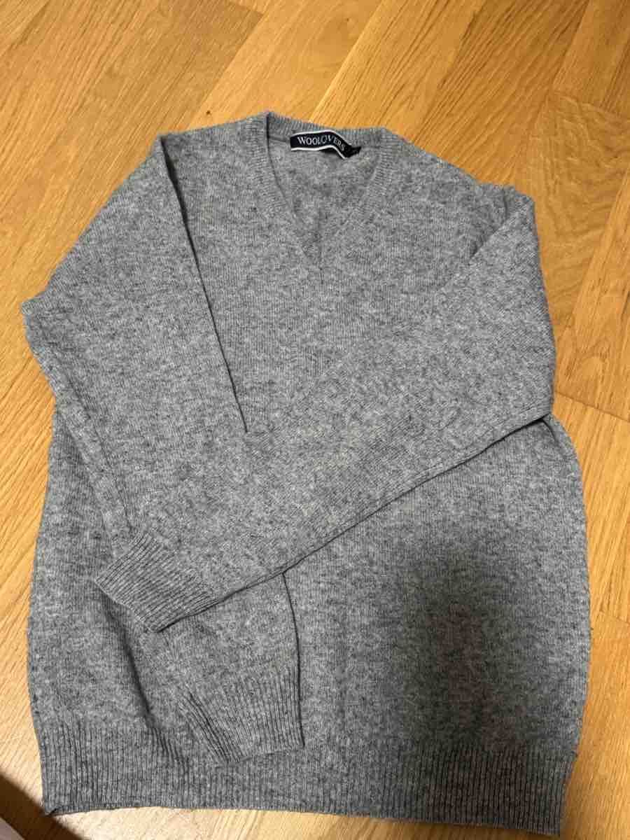Maglioni & Felpe: Woolovers Sweater  Grey Size S – Nuovo (secondo la descrizione) da Rümlang venduto da Fox_19 2