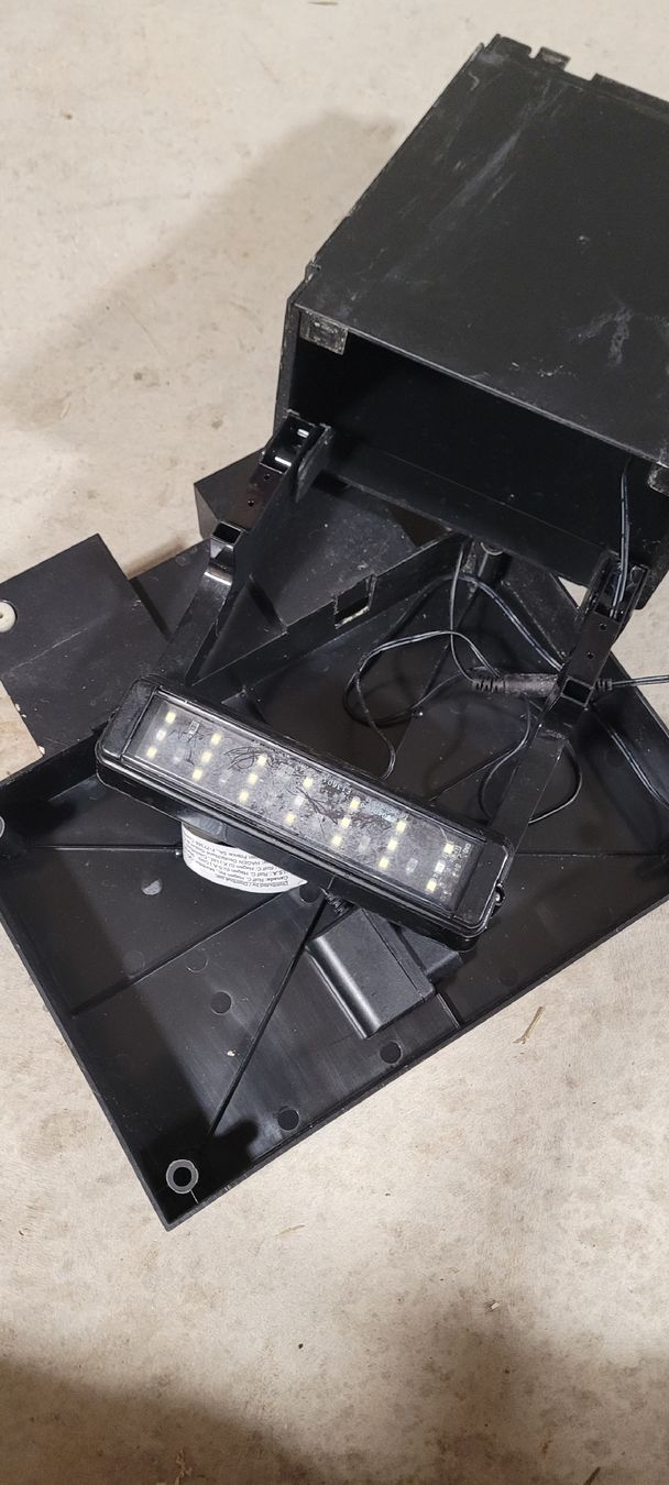 Acquari: Fluval Edge  – Usato da Escholzmatt venduto da anitadreyer