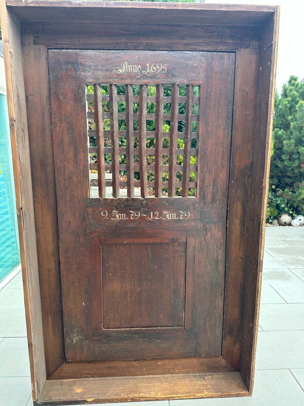 Porte: Antike Berner Bauernhaus Eingangstür von 1695 – Usato da Lugnorre venduto da remu62 6