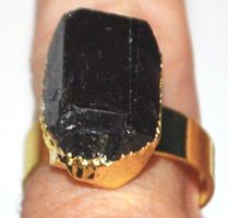 Ring D-891 – Turmalin verstellbar goldig