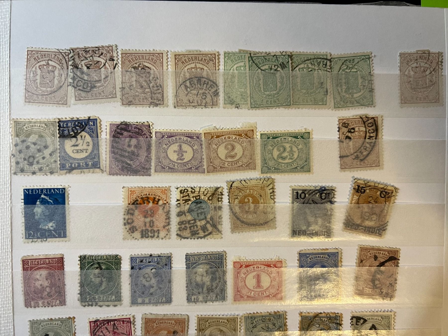 Tutti i francobolli: () 44 timbres anciens Pays-Bas – Usato da Lausanne venduto da ffhoud 1