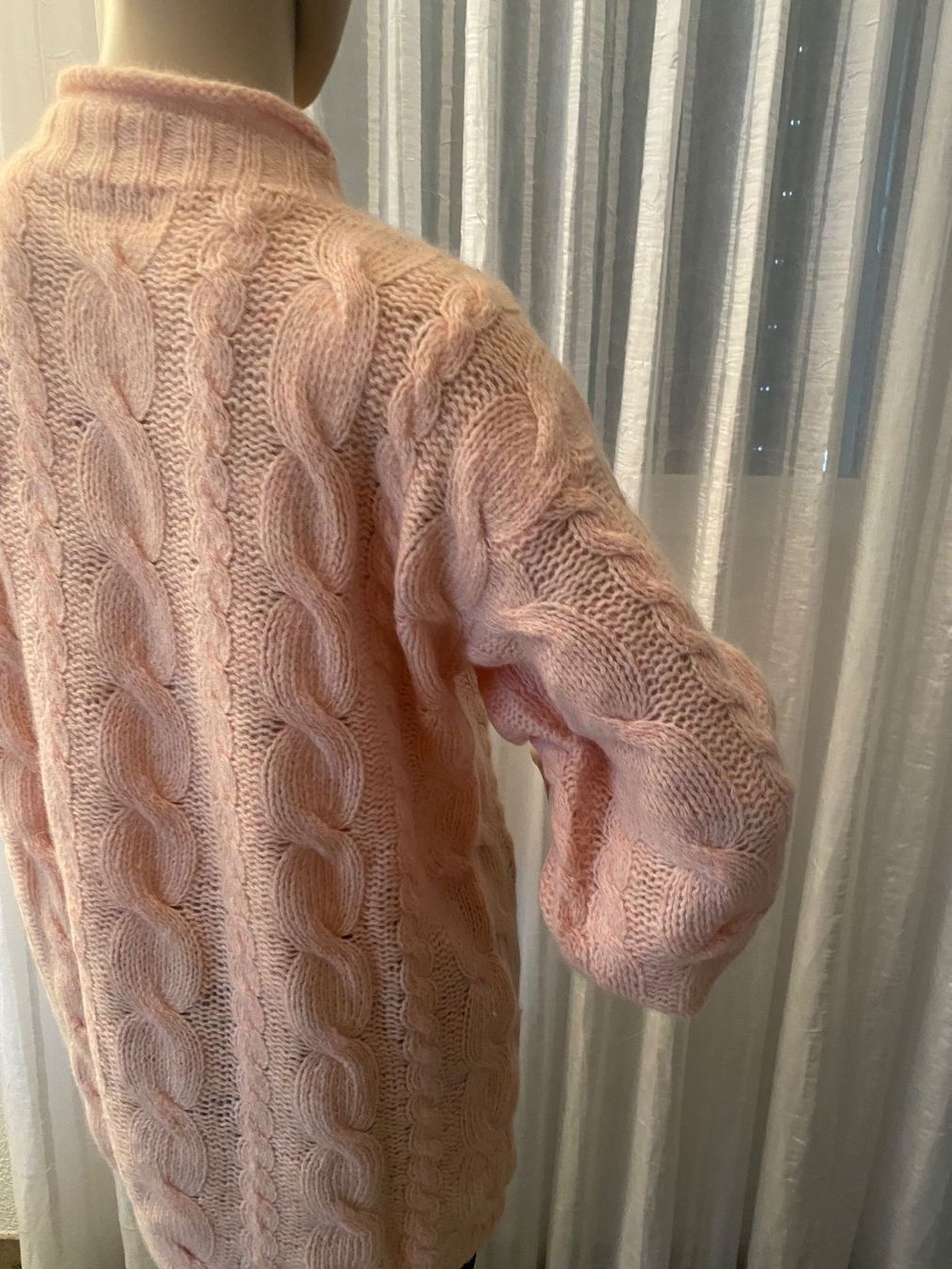 Maglioni & Felpe: perfekter Auftritt - 20% Angora-Strickpullover Gr. M – Usato da Winkel venduto da ferrari2022 6