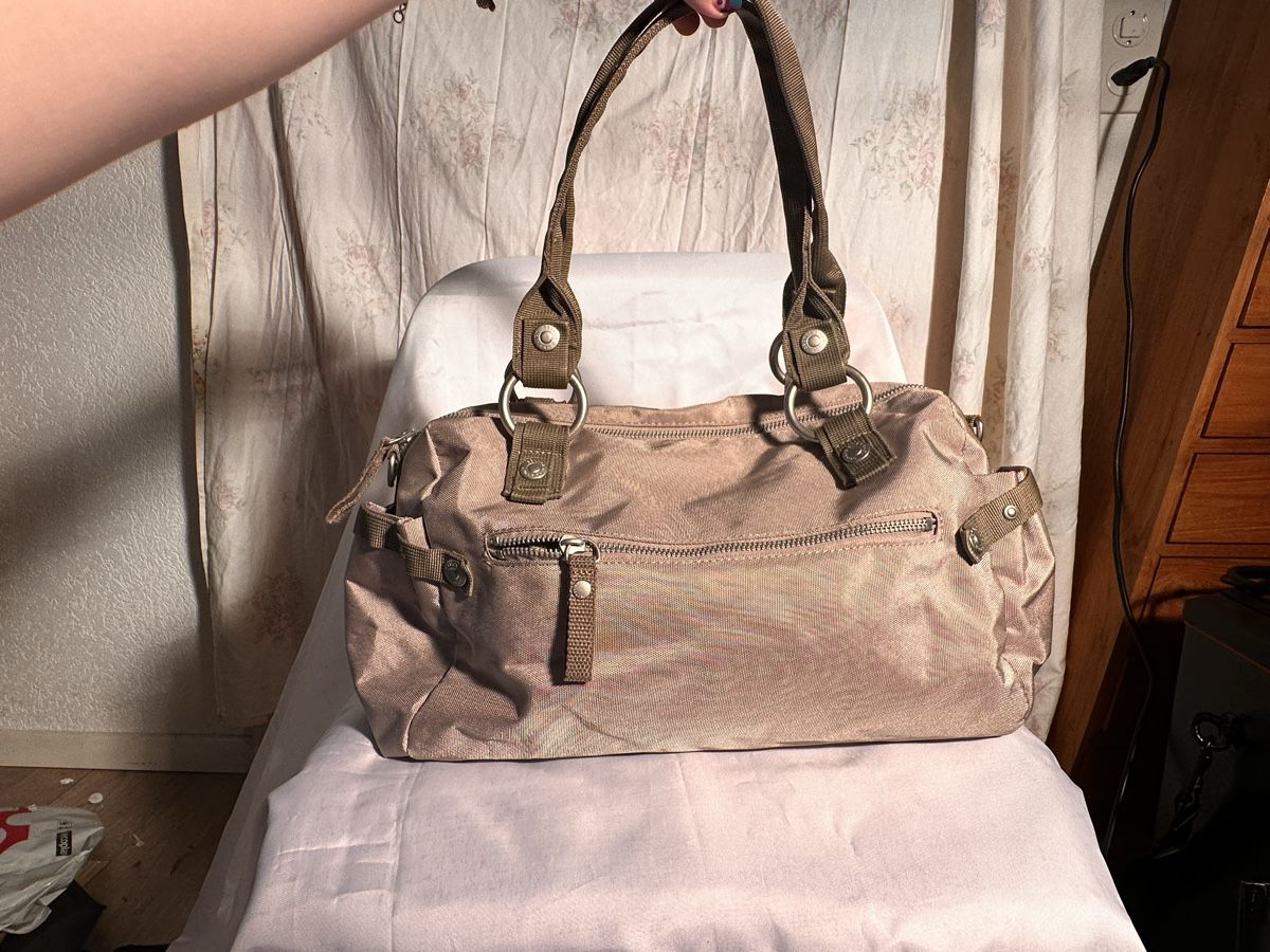 George Gina & Lucy Borse: GG&L 'Freds Gal' Handtasche – Nuovo (secondo la descrizione) da Buchs AG venduto da Amethyst_01 2