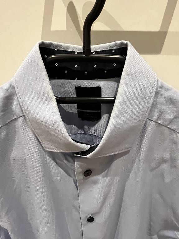 Camicie: Hemd H&M hellblau – Usato da Zürich venduto da BigRock89 1