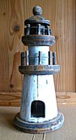Leuchtturm antik, aus Holz