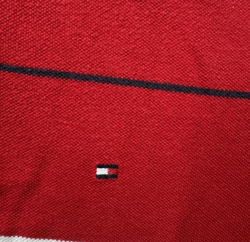 Tommy Hilfiger Magliette Polo: Tommy Hilfiger Polo – Usato da St. Gallen venduto da sourced_limited 2