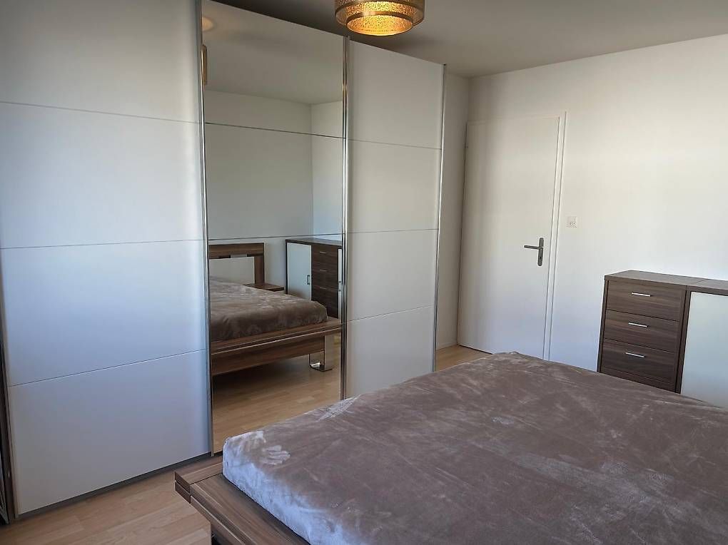 Letti: Doppelbett und Nachtschränke – Usato da Pratteln venduto da cic_tkr5 2
