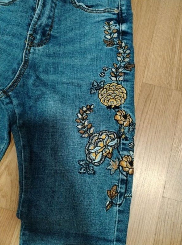 Stradivarius Jeans: Jeans von Stradivarius – Gebraucht aus Winterthur von rsi_mcg9 1