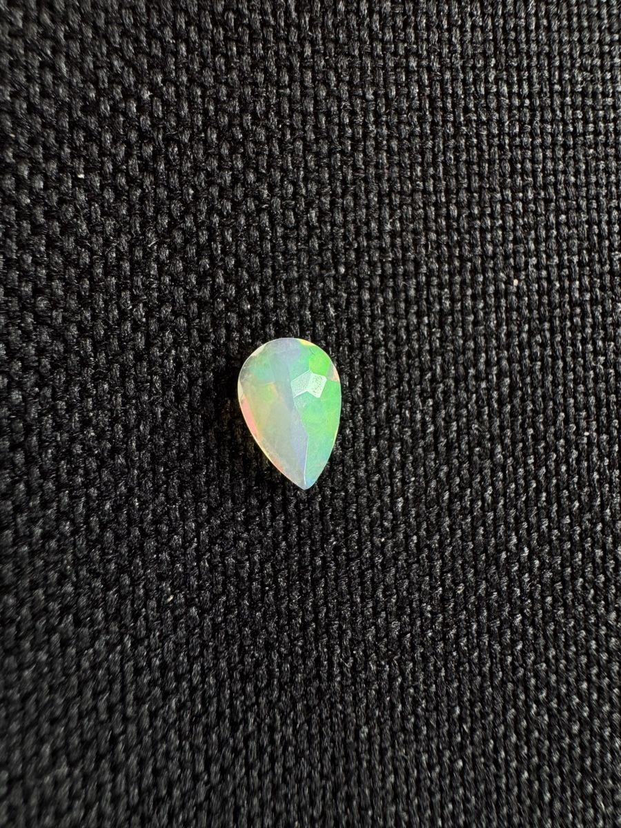 Pierres précieuses: Äthiopischer Opal 0.65ct – Neuf avec emballage d'origine à Wängi par Horus90 3