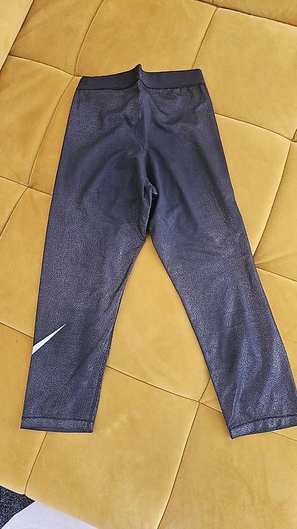 Nike Leggings: Leggins Nike grosse S – Gebraucht aus Mauren von ehr_5cy6 2