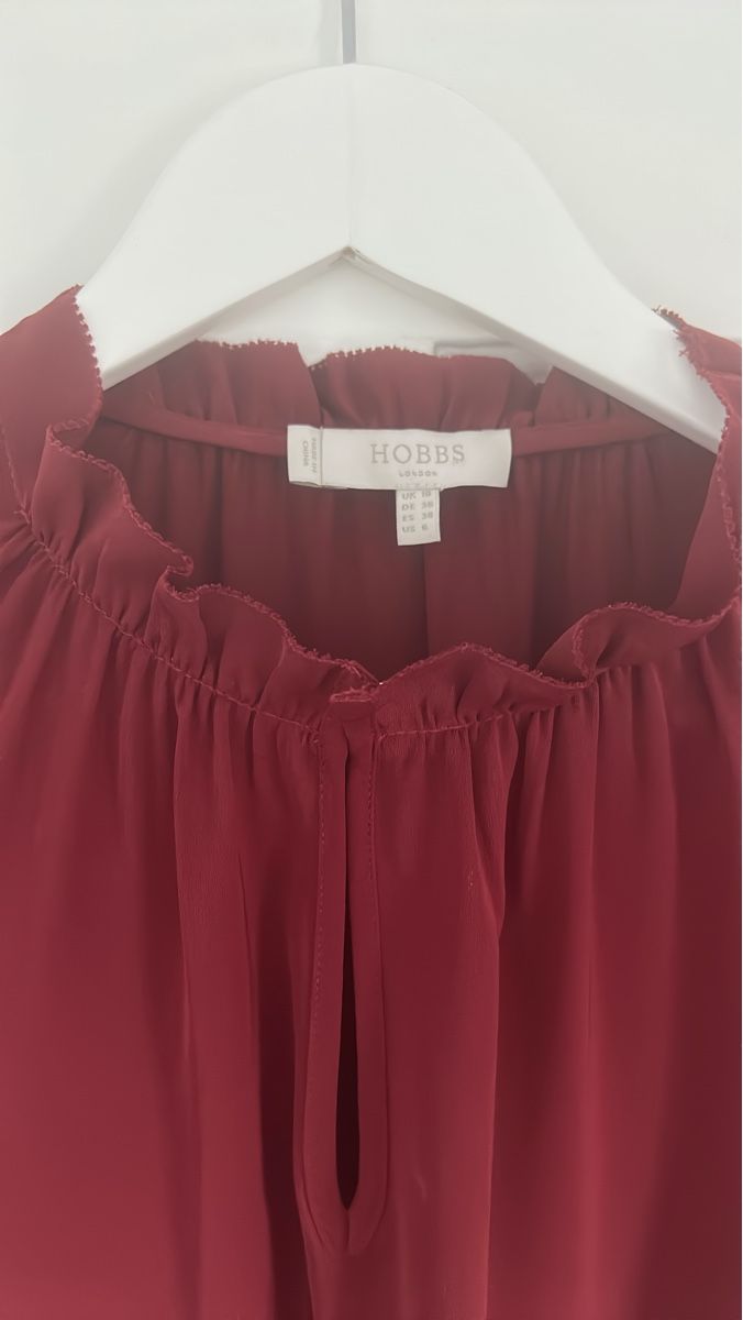 Camicette: Hobbs Bluse Weinrot Grösse 36 / S Festlich Elegant – Usato da Herisau venduto da Renee30 1