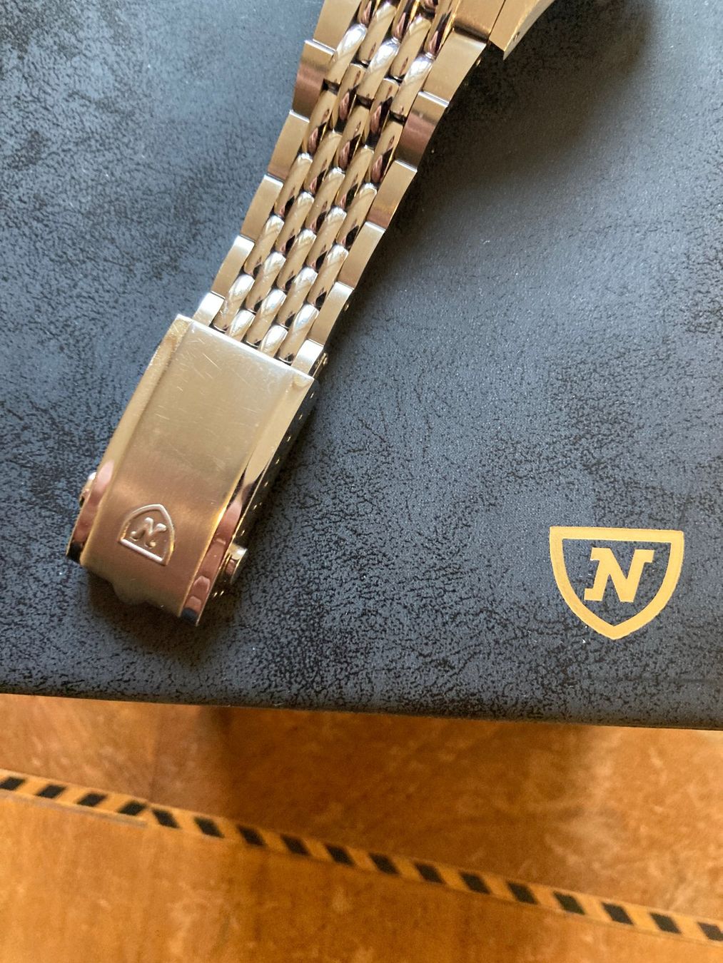 Nivada Orologi: Nivada Grenchen Chronoking comme neuf – Nuovo (secondo la descrizione) da Neuchâtel venduto da rja_2f8b 6