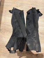 Schwarze Leder Chaps / Gamaschen für Reiter, Grösse M