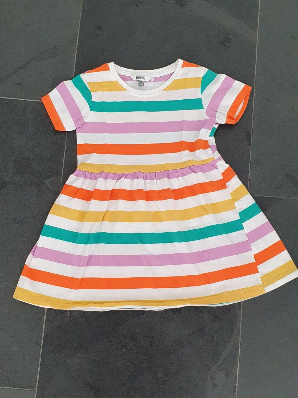 Vestiti & Gonne: ++ gestreiftes buntes Kleid ++ Gr. 116 / 122 ++ – Usato da Chur venduto da aladin_04